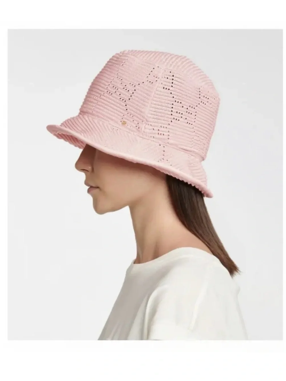 Gucci GG Pink $450 Malibu Crochet Cable Knit Bucket Hat XL NWOT - Picture 8 of 11
